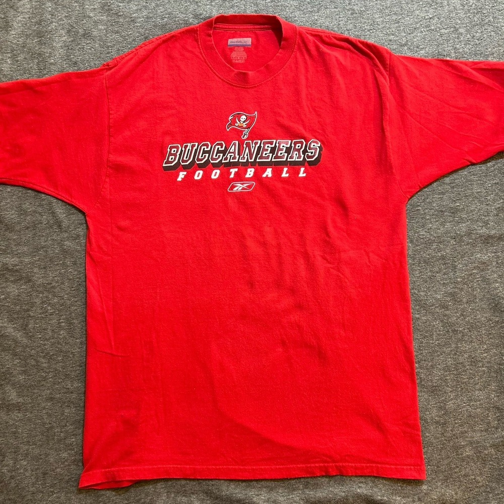 Tampa Bay Buccaneers Men's T Shirt Size L Reebok Athleisure Fan Gear